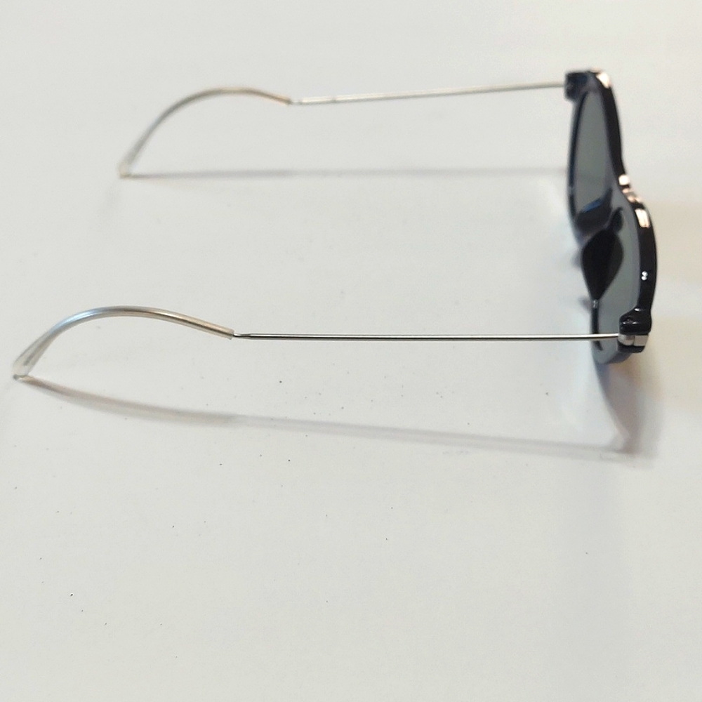 Prada NWOT Ladies Cat Eye Black Frame Sunglasses - Picture 3 of 10